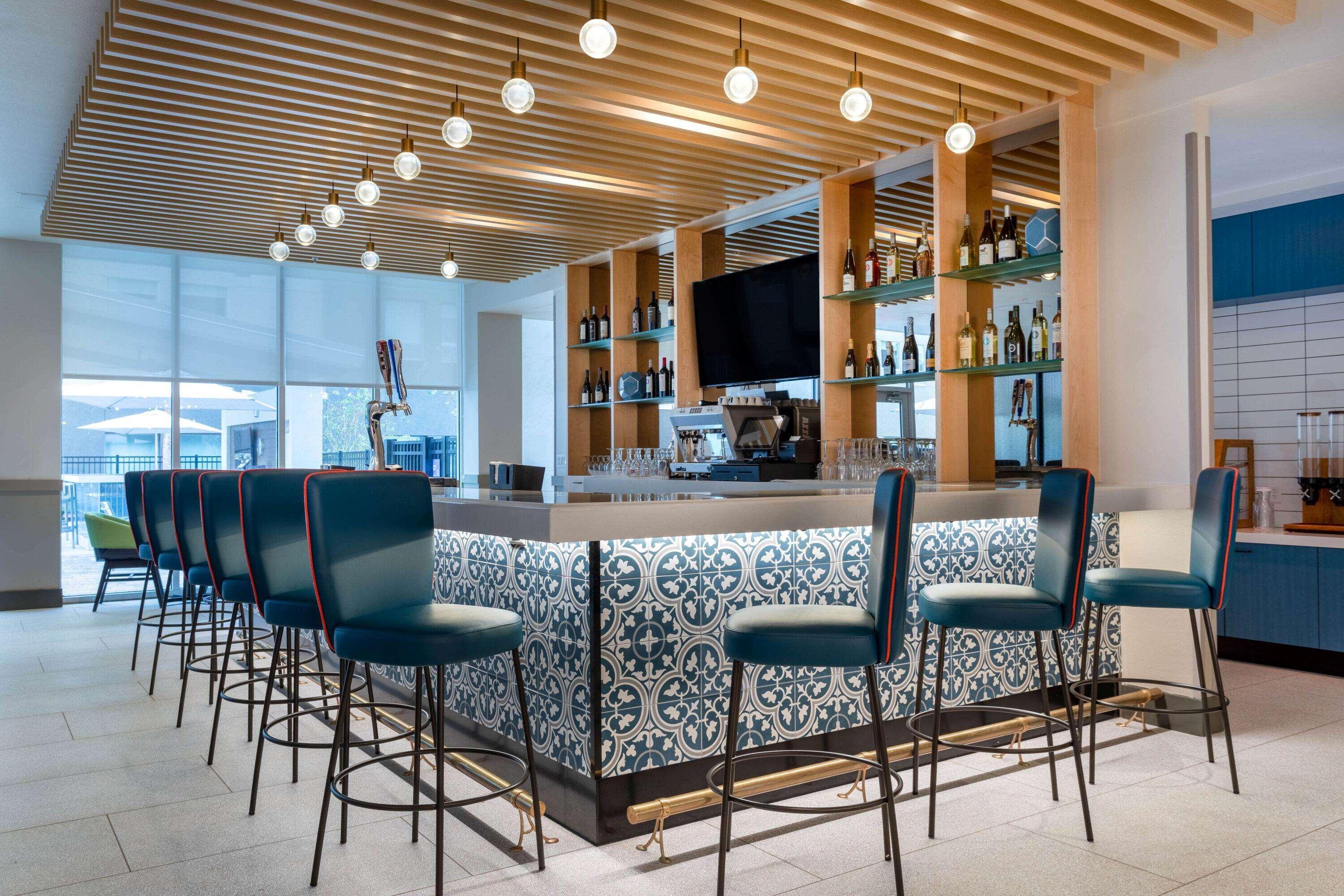 Tryp By Wyndham Orlando Hotel Williamsburg Exterior foto