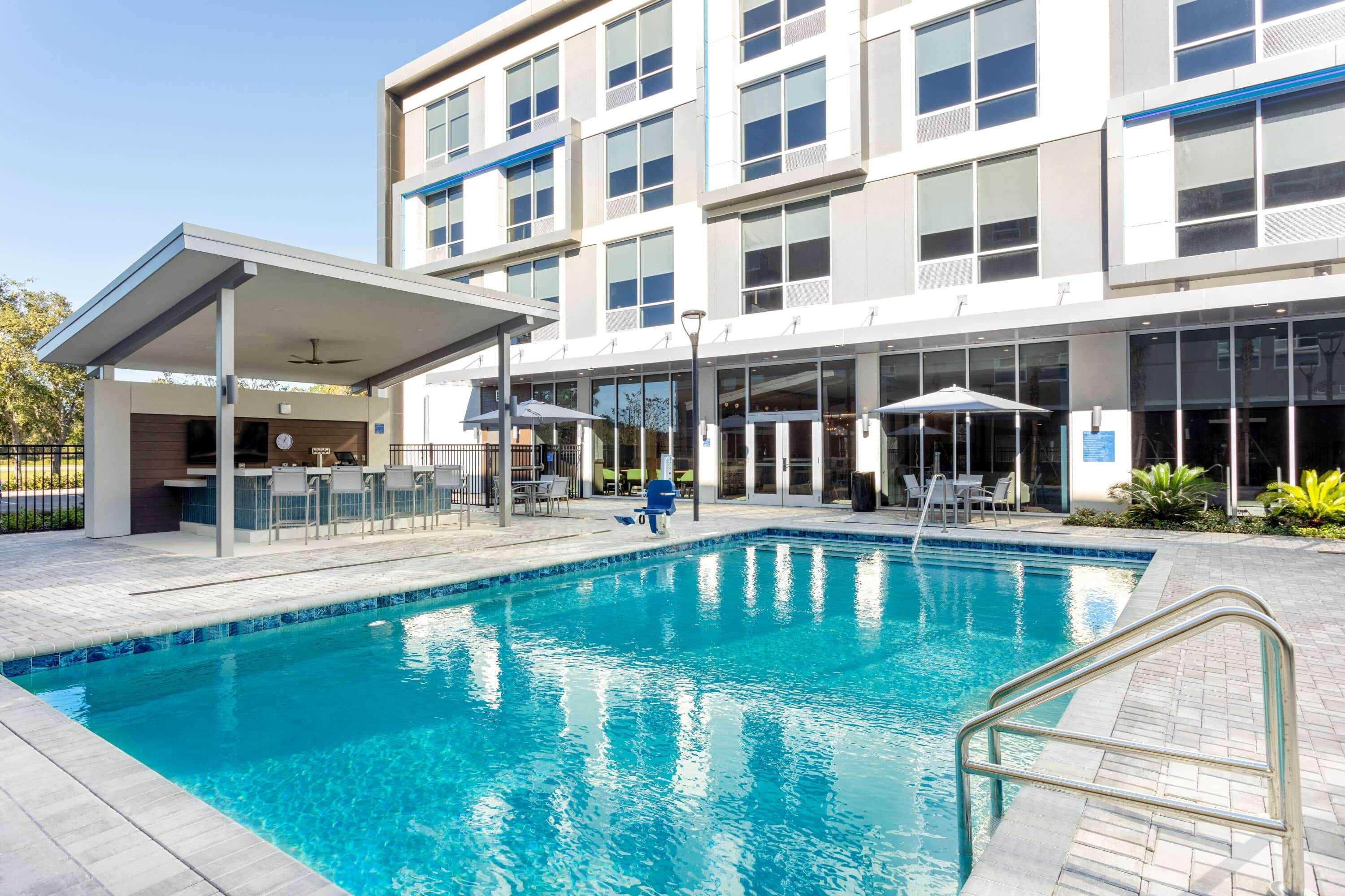 Tryp By Wyndham Orlando Hotel Williamsburg Exterior foto